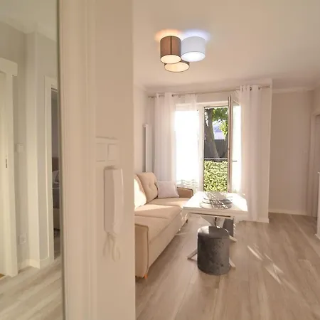 Bryza - Monte Cassino 8-6 - Garage 아파트