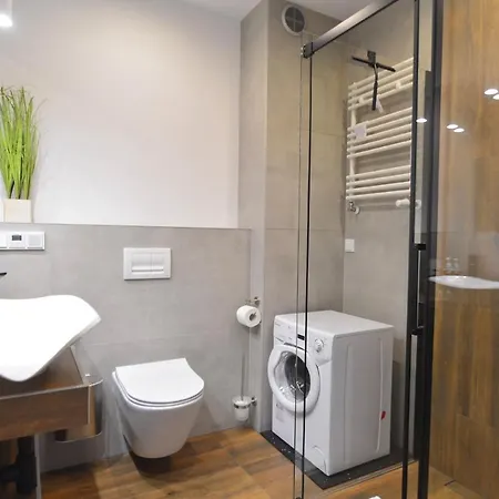 Apartman Bryza - Monte Cassino 8-6 - Garage Swinoujscie