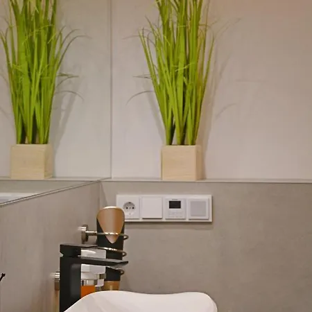 Bryza - Monte Cassino 8-6 - Garage *