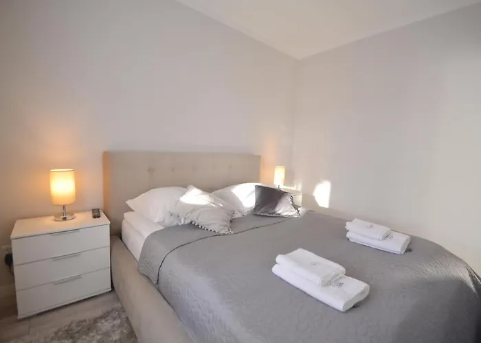 Apartmán Bryza - Monte Cassino 8-6 - Garage Svinoústí